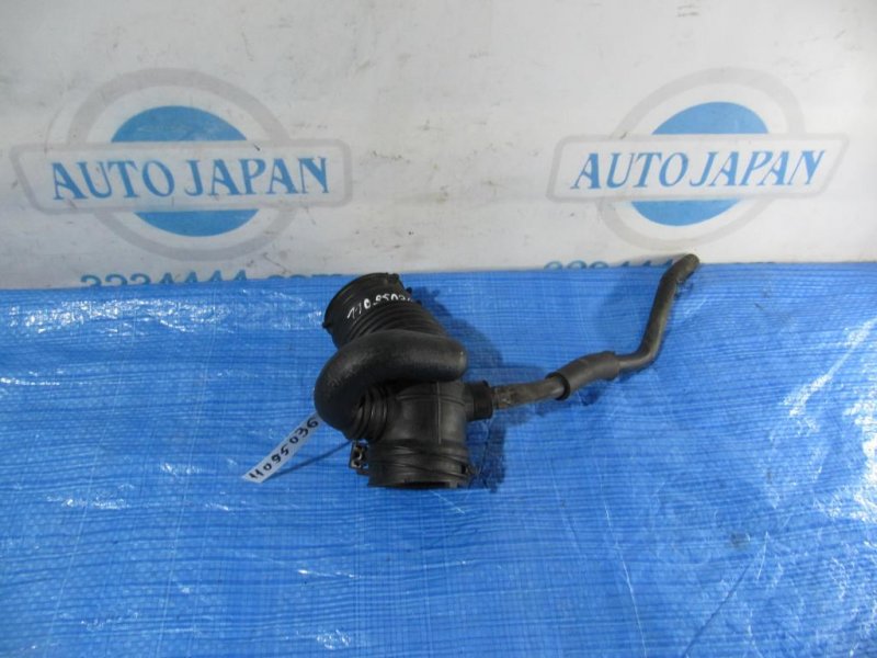 Патрубок воздушного фильтра HYUNDAI ELANTRA MD 10-15 2015 Седан 1.8 28140-3X520 Б/У