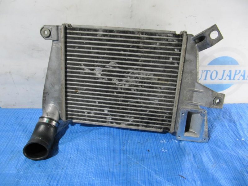 Запчасть радиатор интеркулера MAZDA CX-7 06-12 2007 Внедорожник 2.3 L3K9-13-565C Б/У Радиатор интеркулера MAZDA CX-7 06-12 2007 Внедорожник 2.3 L3K9-13-565C Б/У