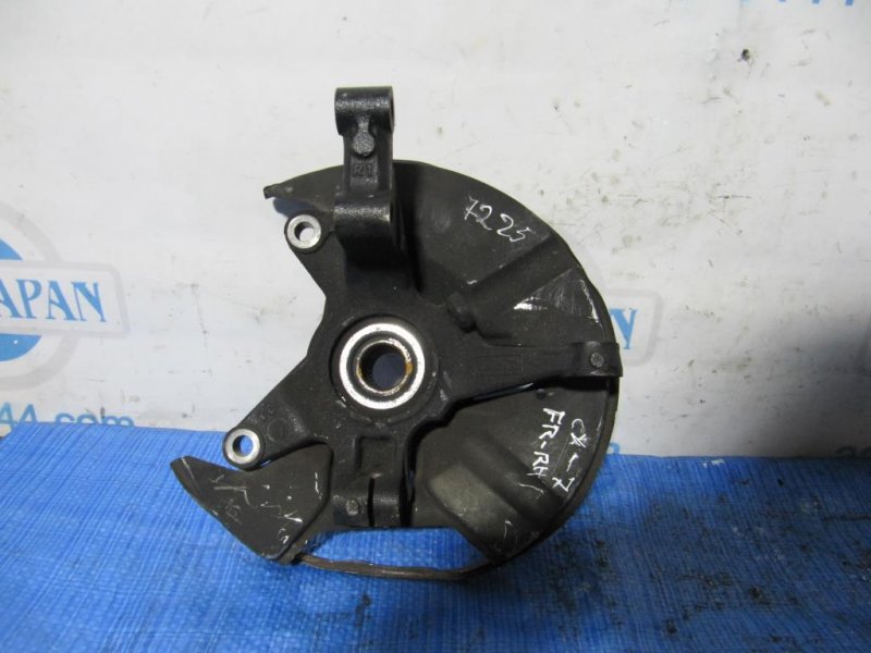 Кулак поворотный передний правый MAZDA CX-7 06-12 2007 Внедорожник 2.3 L206-33-020A Б/У