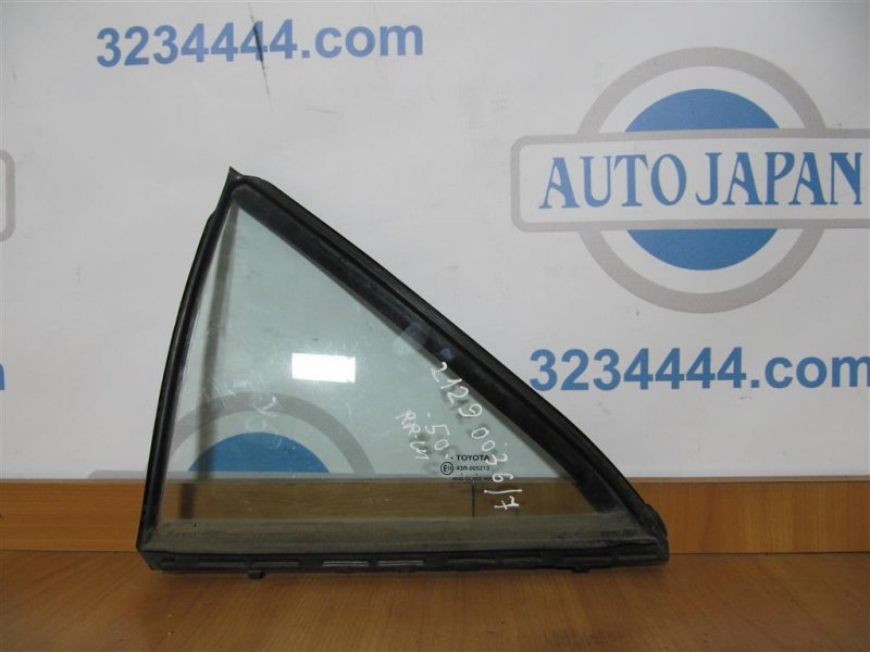 Стекло двери глухое заднее левое TOYOTA CAMRY 50 12-15 68124-06130 Б/У