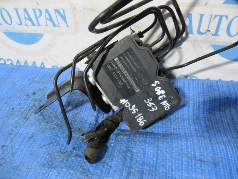 Блок ABS KIA SORENTO XM 09-14 2011 Внедорожник 2.4 58910-1U860 Б/У