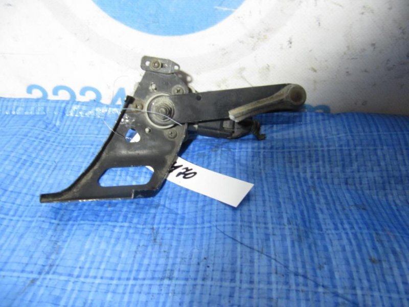 Датчик положения кузова LX470 98-07