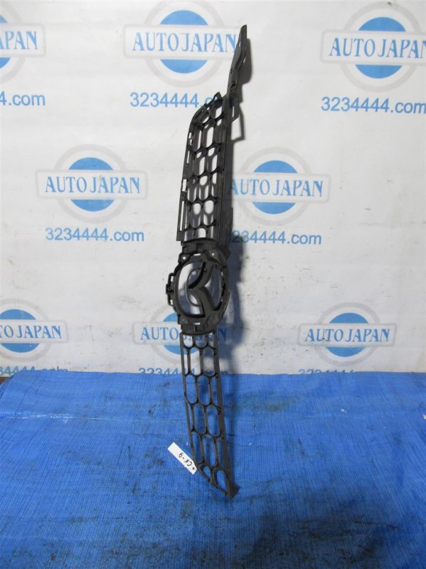 Решетка радиатора MAZDA CX-7 06-12 Внедорожник 2.3 Решетка радиатора MAZDA CX-7 06-12 Внедорожник 2.3