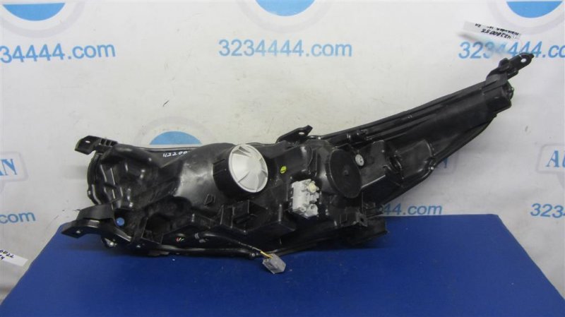 Фара передняя правая TOYOTA HIGHLANDER 13-19