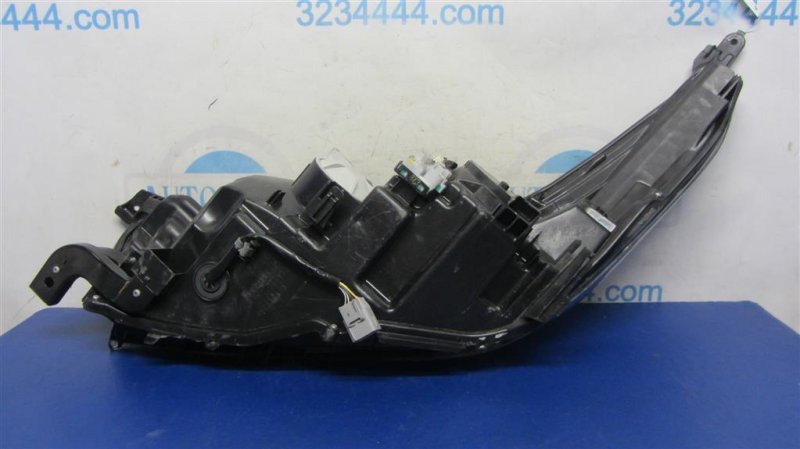 Фара передняя правая HIGHLANDER 13-19