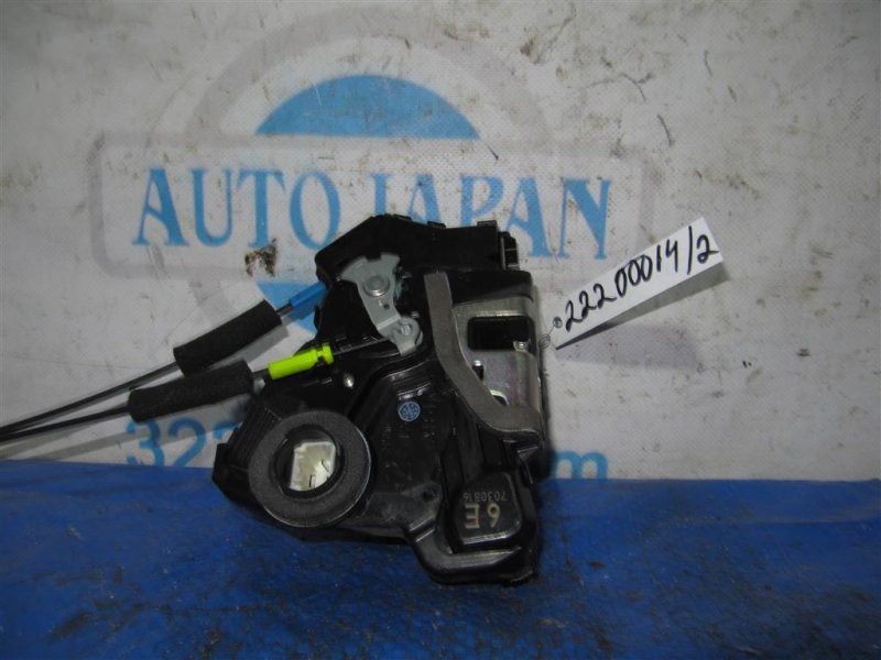 Замок двери передний левый CAMRY 40 06-11