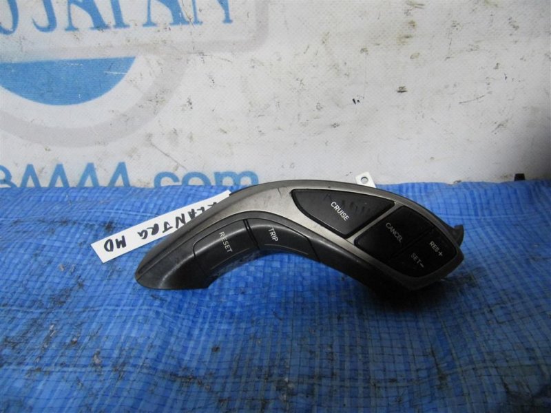 Кнопки на руль правые HYUNDAI ELANTRA MD 10-15 Седан 1.8