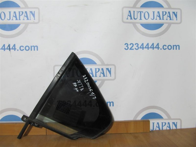 Стекло двери глухое заднее левое VOLKSWAGEN JETTA USA 10-17 2014 162 1.8 CPRA 5C6 845 213 Б/У