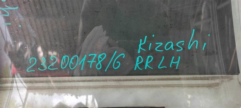 Стекло двери заднее левое SUZUKI KIZASHI 09-14 Седан 2.4