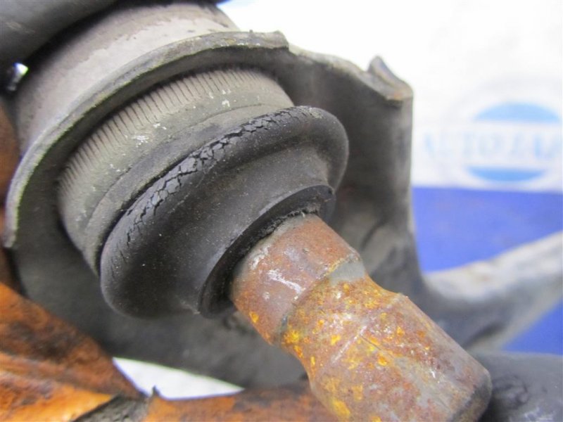 Рычаг передней подвески нижний передний правый MAZDA 3 BL 09-13 Седан 2.0