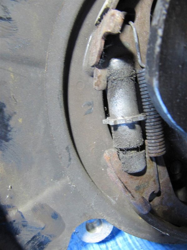 Ступица задняя левая INFINITI G25/G35/G37/Q40 06-14 Ступица задняя левая INFINITI G25/G35/G37/Q40 06-14