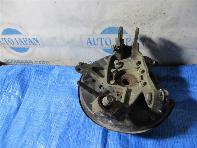 Цапфа задняя правая TRIBECA B9 05-07