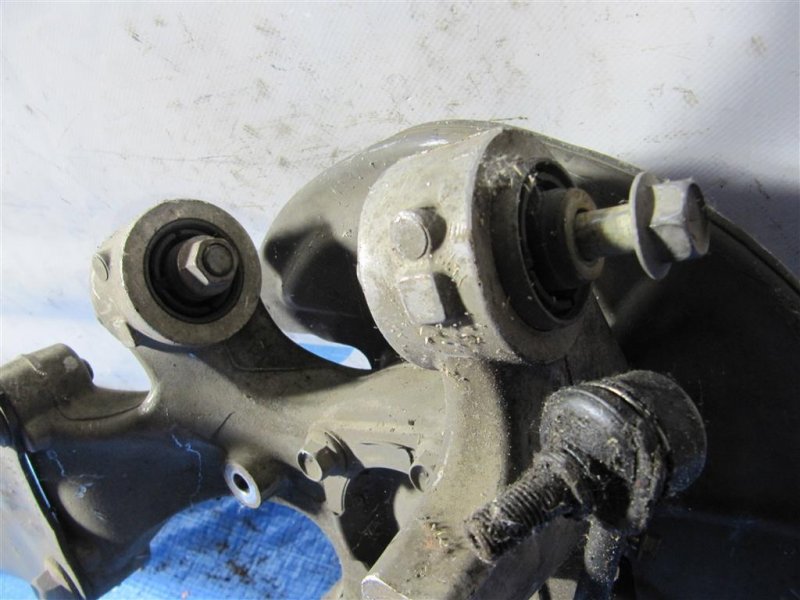 Ступица задняя левая SUZUKI KIZASHI 09-14