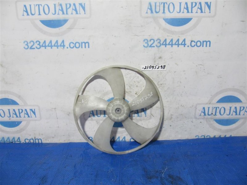 Крыльчатка вентилятора основного радиатора TOYOTA CAMRY 40 06-11 16361-0H090 Б/У