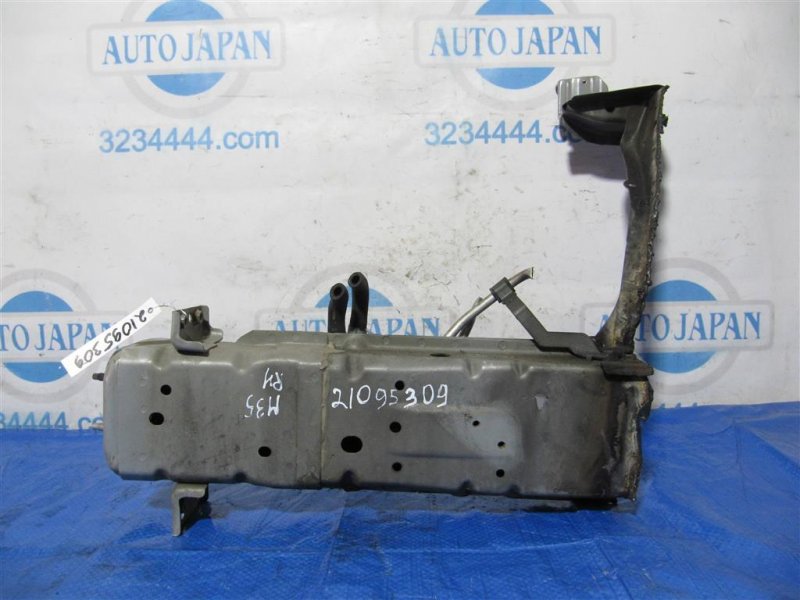 Запчасть четверть кузова передняя правый INFINITI M35/M45 04-10 64180-EJ20A Б/У Четверть кузова передняя правый INFINITI M35/M45 04-10 64180-EJ20A Б/У