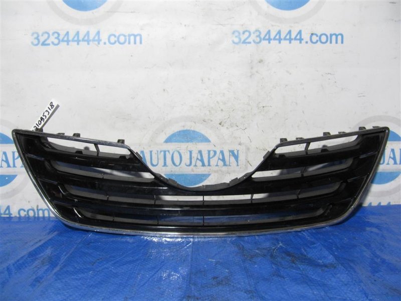 Решетка радиатора TOYOTA CAMRY 40 06-11 53101-33180-C0 Б/У
