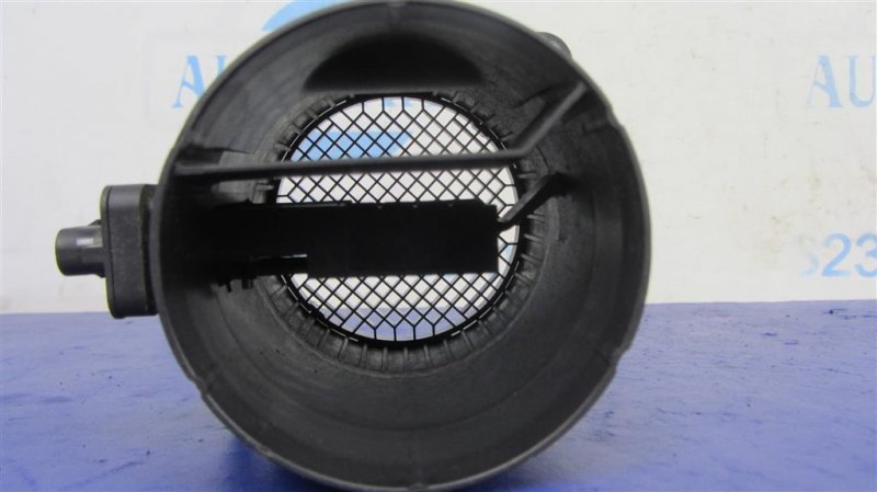 Расходомер воздуха JETTA USA 10-17