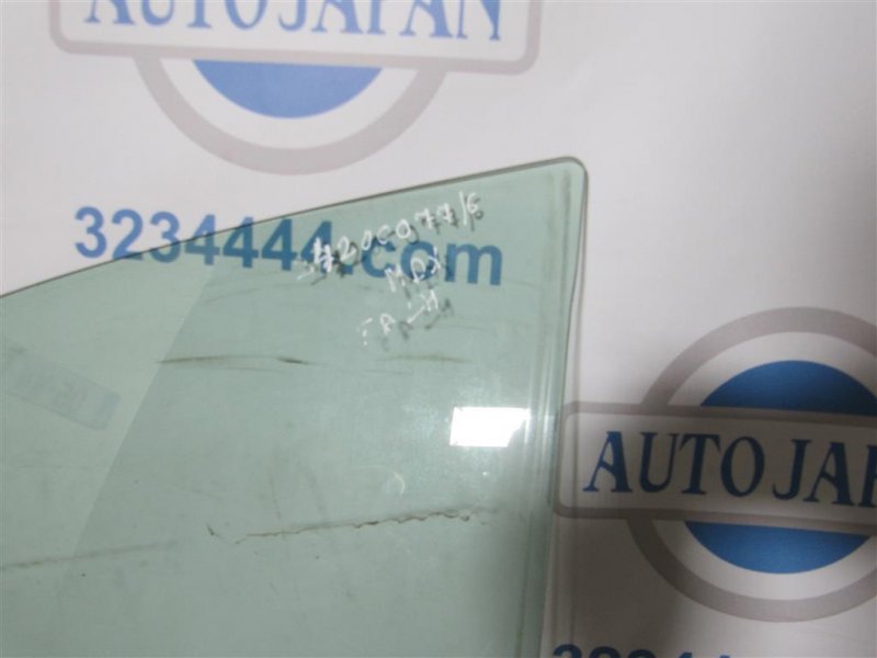 Стекло двери переднее левое MDX (YD2) 06-13 2008 YD2 3.7