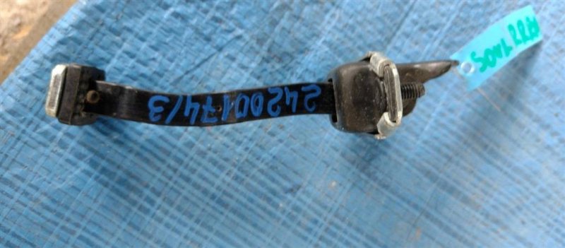 Запчасть ограничитель двери задний правый KIA SOUL PS 13-19 2014 PS 2.0 79490-B2000 Б/У Ограничитель двери задний правый KIA SOUL PS 13-19 2014 PS 2.0 79490-B2000 Б/У