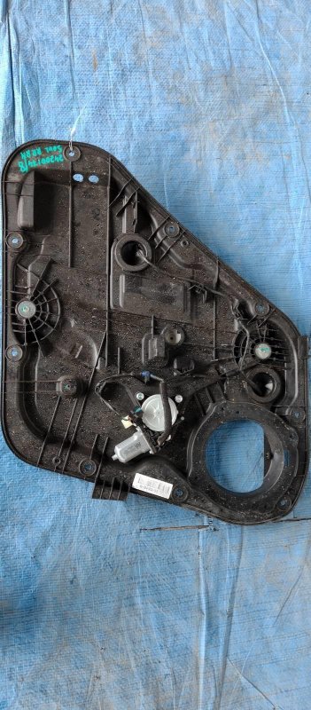 Запчасть стеклоподъемник задний правый KIA SOUL PS 13-19 2014 PS 2.0 83481-B2000 Б/У Стеклоподъемник задний правый KIA SOUL PS 13-19 2014 PS 2.0 83481-B2000 Б/У