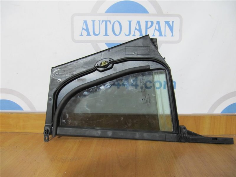 Стекло двери глухое заднее правое QX30 16-20 2016 Внедорожник 2.0 20PET