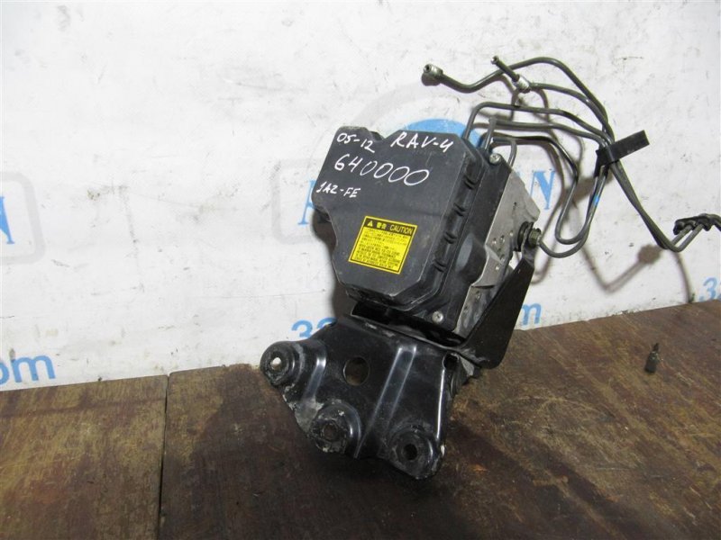 Блок ABS RAV4 05-12
