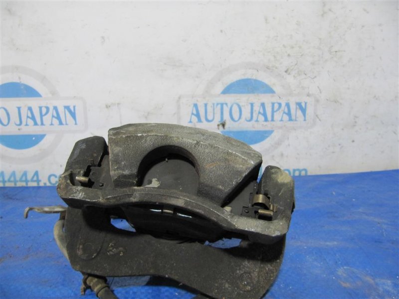 Суппорт тормозной передний левый RAV4 05-12 Суппорт тормозной передний левый RAV4 05-12