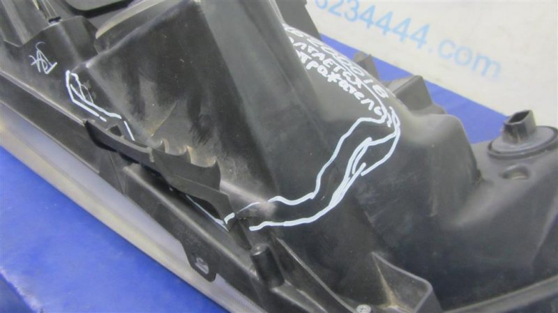 Фара передняя правая TOYOTA VENZA 09-16 AGV15 2.7 1ARFE Фара передняя правая TOYOTA VENZA 09-16 AGV15 2.7 1ARFE