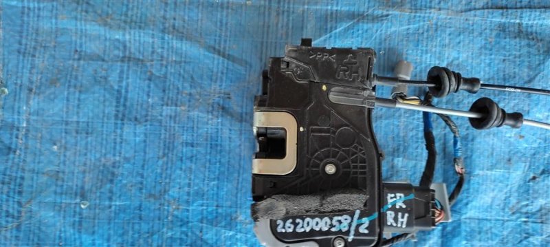 Замок двери передний правый SONATA YF 10-14 Замок двери передний правый SONATA YF 10-14