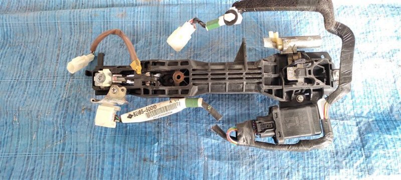 Ручка двери наружная передняя правая LS460 06-12 2006 Седан 4.6 Ручка двери наружная передняя правая LS460 06-12 2006 Седан 4.6