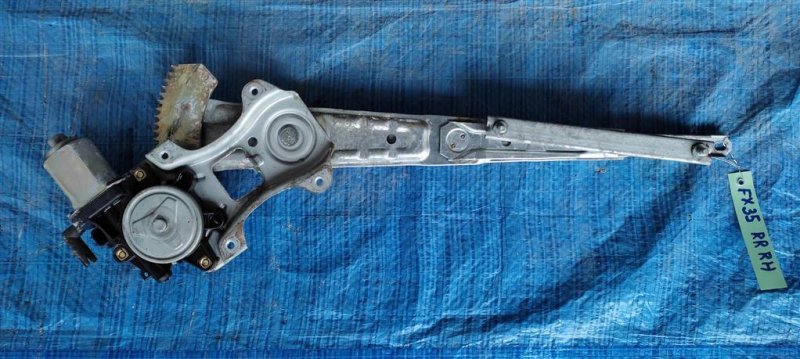 Стеклоподъемник задний правый INFINITI FX S50 03-08 2004 Внедорожник 3.5 82730-CM80A Б/У