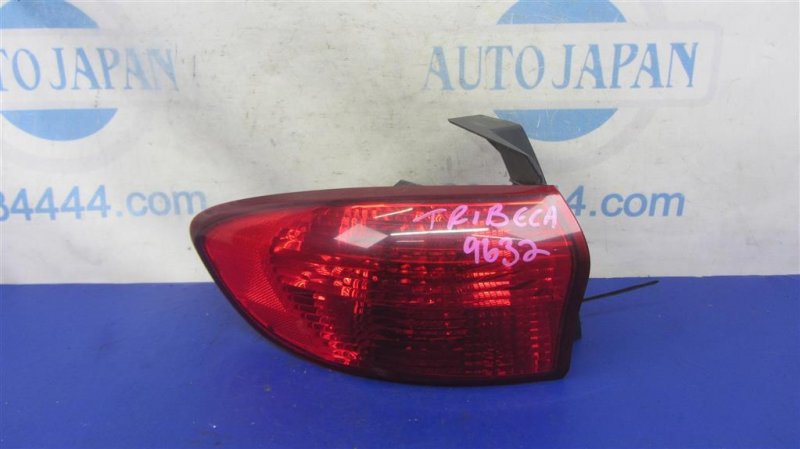 Фонарь наружный задний левый SUBARU TRIBECA B9 05-07 2006 Внедорожник 3.0 84201XA01A Б/У