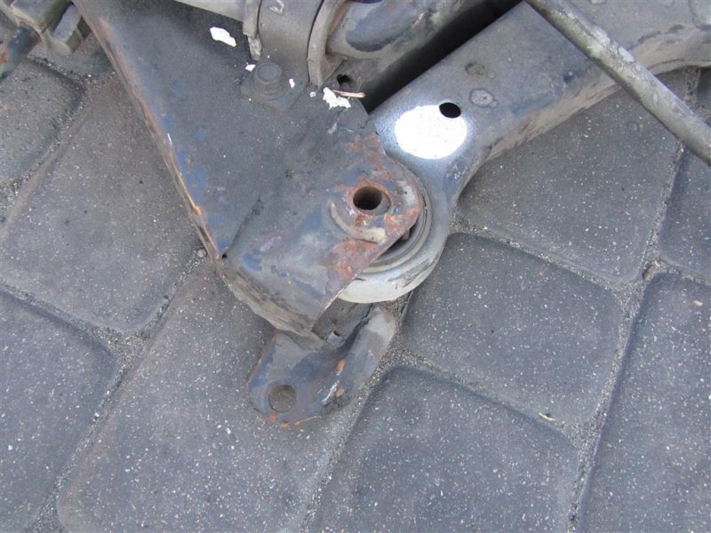 Рычаг передней подвески нижний передний правый LANCER IX 9 03-07 Рычаг передней подвески нижний передний правый LANCER IX 9 03-07