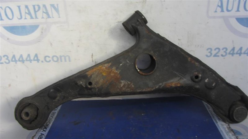 Рычаг передней подвески нижний передний левый MITSUBISHI GALANT 03-12 Седан 2.4
