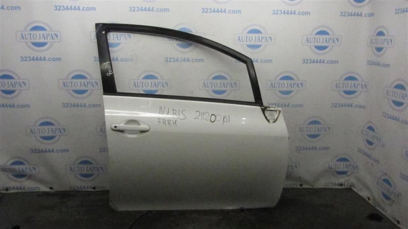 Дверь передняя правая TOYOTA AURIS 06-12 67001-12A20 Б/У