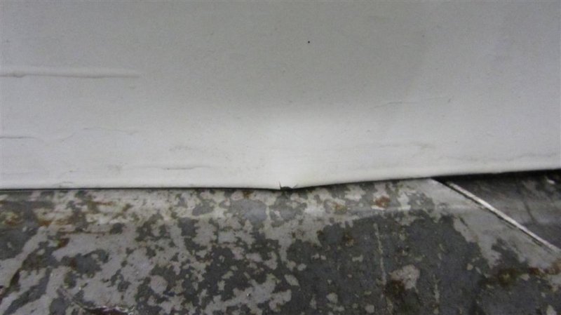 Дверь передняя правая AURIS 06-12