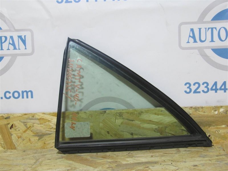 Стекло двери глухое заднее левое TOYOTA CAMRY 40 06-11 Стекло двери глухое заднее левое TOYOTA CAMRY 40 06-11
