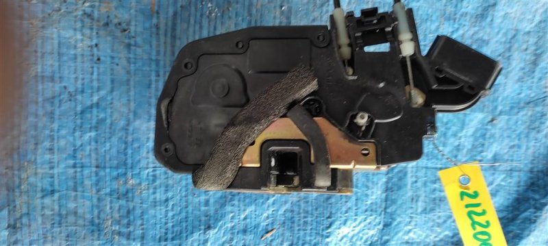 Замок двери задний левый M35/M45 04-10 2006 Седан 3.5 VQ35DE Замок двери задний левый M35/M45 04-10 2006 Седан 3.5 VQ35DE