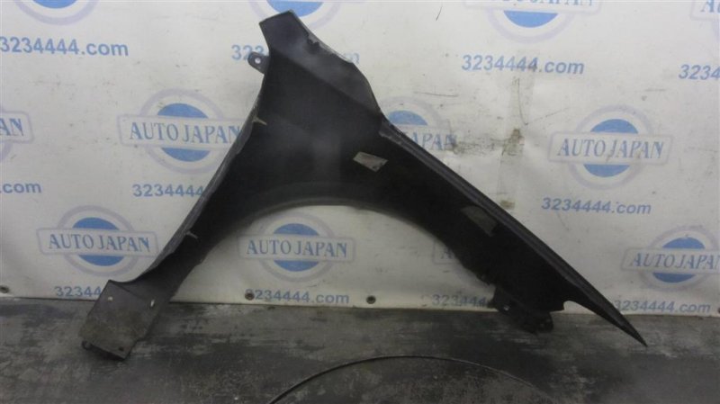 Крыло переднее переднее левое MAZDA 6 GG 02-07 Седан 2.3