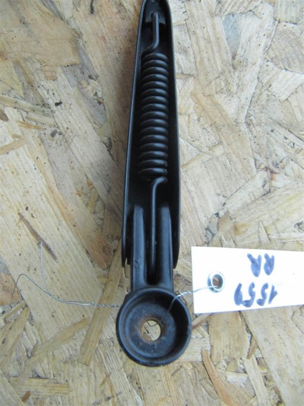 Поводок стеклоочистителя задний TOYOTA SIENNA 03-10 GSL20 3.5 2GR-FE