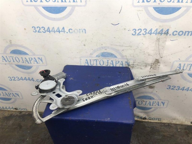 Запчасть стеклоподъемник передний правый TOYOTA SIENNA 03-10 2009 GSL20 3.5 2GR-FE 69801-AE010 Б/У Стеклоподъемник передний правый TOYOTA SIENNA 03-10 2009 GSL20 3.5 2GR-FE 69801-AE010 Б/У