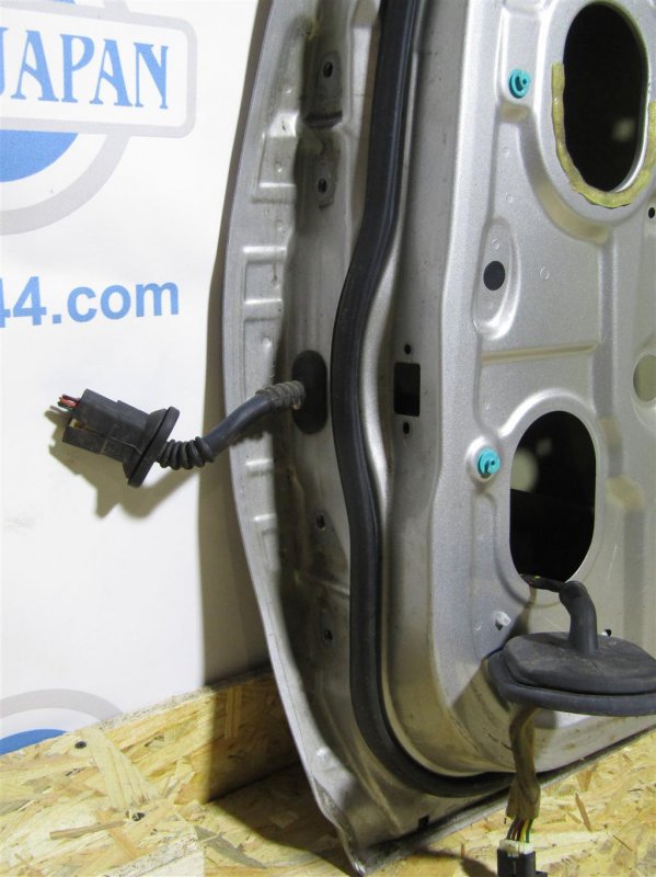 Дверь задняя правая GALANT 03-12 2010 Седан 2.4