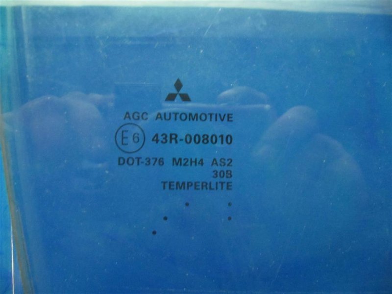 Стекло двери заднее правое MITSUBISHI GALANT 03-12 Седан 2.4
