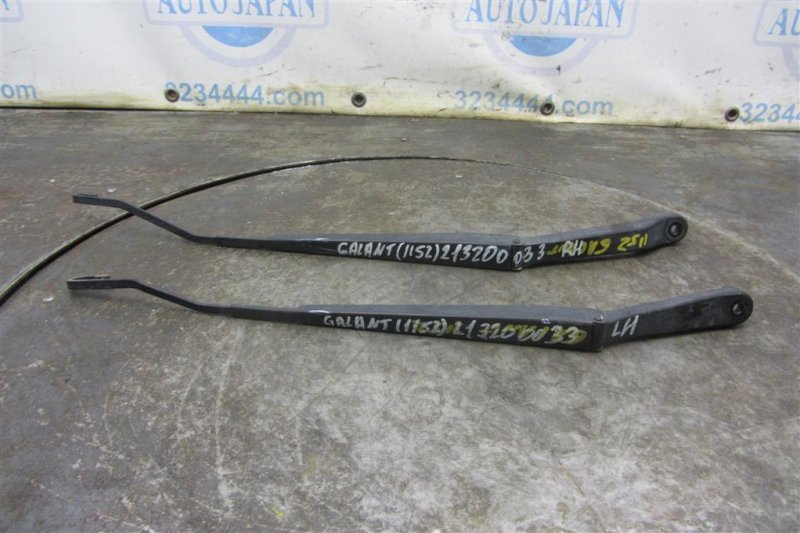 Поводок стеклоочистителя передний MITSUBISHI GALANT 03-12 2010 Седан 2.4 MR971986 Б/У