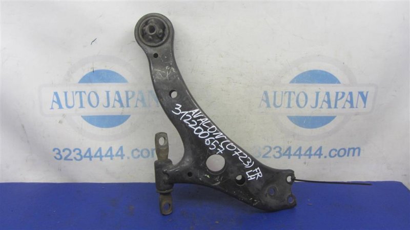 Запчасть рычаг передней подвески нижний передний левый TOYOTA AVALON 05-12 2007 GSX30 3.5 2GR-FE 48069-06100 Б/У Рычаг передней подвески нижний передний левый TOYOTA AVALON 05-12 2007 GSX30 3.5 2GR-FE 48069-06100 Б/У