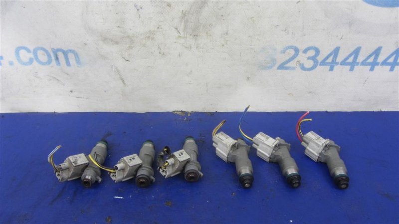 Запчасть форсунка топливная ACURA MDX (YD2) 06-13 2008 YD2 3.7 16450-R70-A01 Б/У Форсунка топливная ACURA MDX (YD2) 06-13 2008 YD2 3.7 16450-R70-A01 Б/У