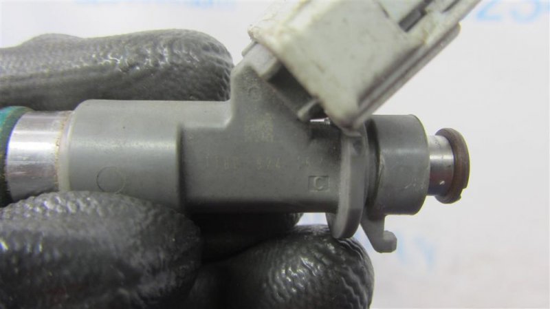 Форсунка топливная MDX (YD2) 06-13 2008 YD2 3.7 Форсунка топливная MDX (YD2) 06-13 2008 YD2 3.7