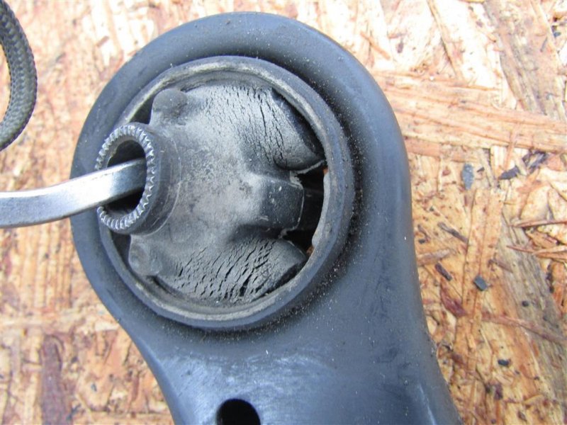 Рычаг передней подвески нижний передний левый SIENNA 03-10 2009 GSL20 3.5 2GR-FE Рычаг передней подвески нижний передний левый SIENNA 03-10 2009 GSL20 3.5 2GR-FE