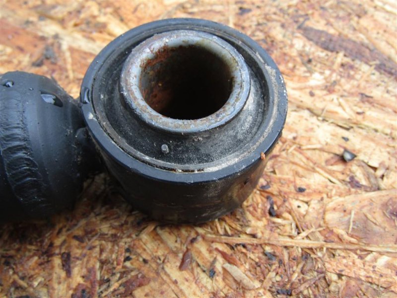 Амортизатор задний SIENNA 03-10 2009 GSL20 3.5 2GR-FE