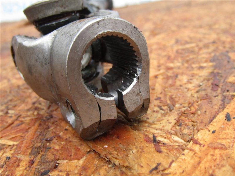 Рулевой карданчик SIENNA 03-10 2009 GSL20 3.5 2GR-FE